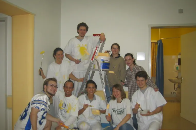 „Rotaract Club Lübeck streicht für seine UNI“ Bild: „Rotaract Club Lübeck streicht für seine UNI“
