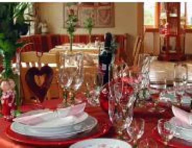 Bild: Glas und Kulinarik in Bayern