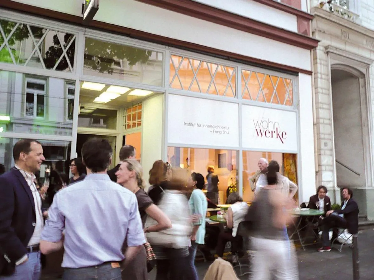 Volles Haus und interessierte Zuhörer am  Opening-Abend in der Thomas-Mann-Straße.