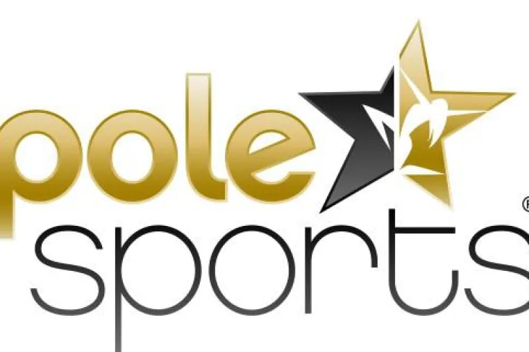 Bild: Neueröffnungsfeier des Pole Dance & Fitnessstudios PoleSports am 01.11.15 in Hannover