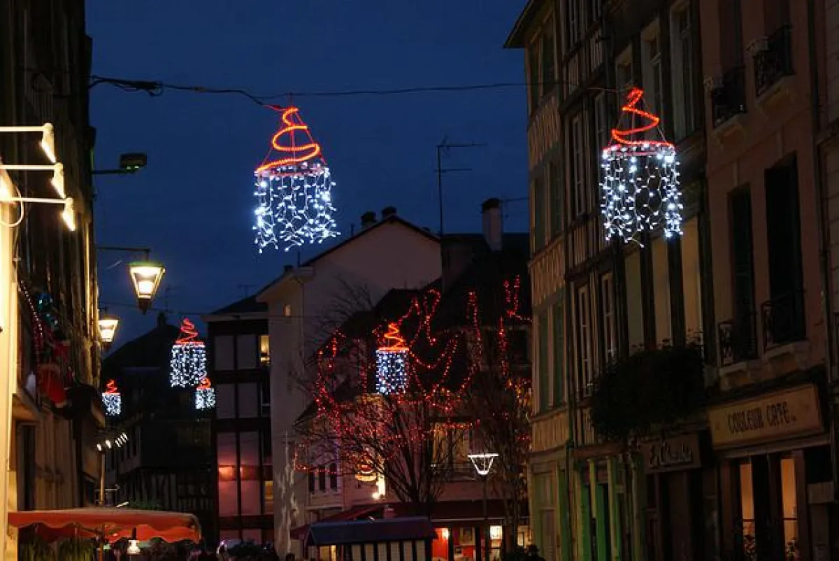 Weihnachtsdekoration in Rouen, Foto: © Frédéric Bisson