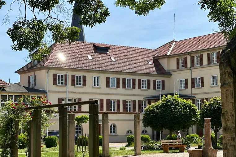 Idyllisches Ausflugsziel im Kraichgau wieder mit Restaurant Bild: Idyllisches Ausflugsziel im Kraichgau wieder mit Restaurant