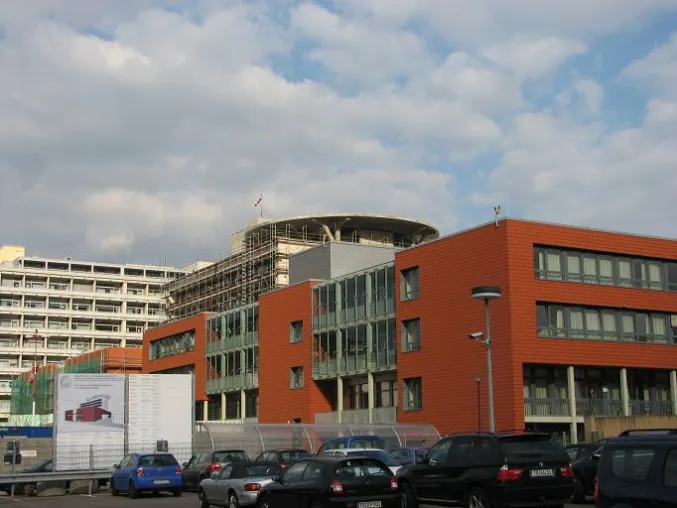 Das Klinikum Mutterhaus in Trier hat sich für die PACS Lösung von der VEPRO AG entschieden Bild: Das Klinikum Mutterhaus in Trier hat sich für die PACS Lösung von der VEPRO AG entschieden