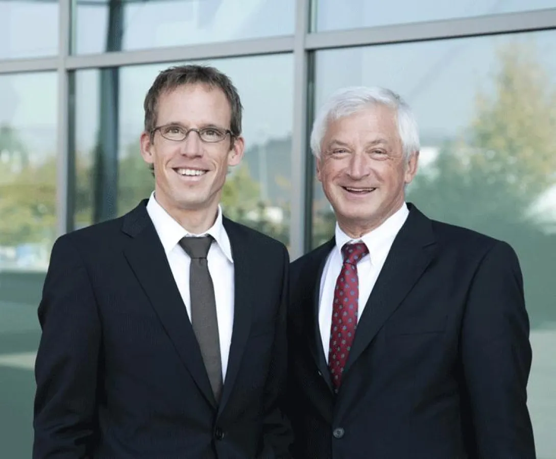 (v.l.n.r.): Die Firmeninhaber Nicolas und Georg Erdrich