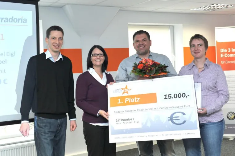 Bild: Glanzvoller Höhepunkt eines Wettbewerbs: Tradoria Shopstars freuen sich über 50.000 EUR und tolle Sonderpreise