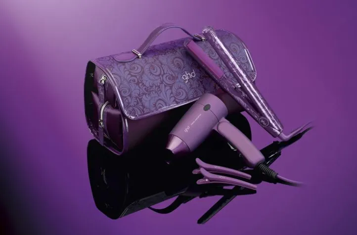 Bild: ghd Purple Styler Geschenkset in limitierter Edition