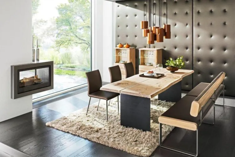 Bild: Stark wie ein Baum – der STAMM-Tisch von ANREI bringt Natur ins Haus