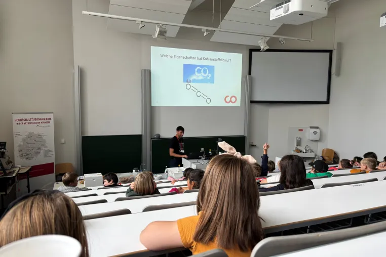 Bild: Lehrende inspirieren Kinder – und umgekehrt