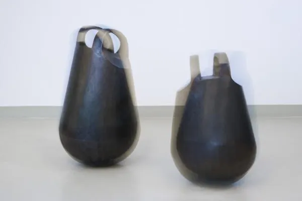 Bild: Plastiken und Zeichnung - Kristina Redeker-Warter bei Galerie Degenhartt in Berlin Mitte