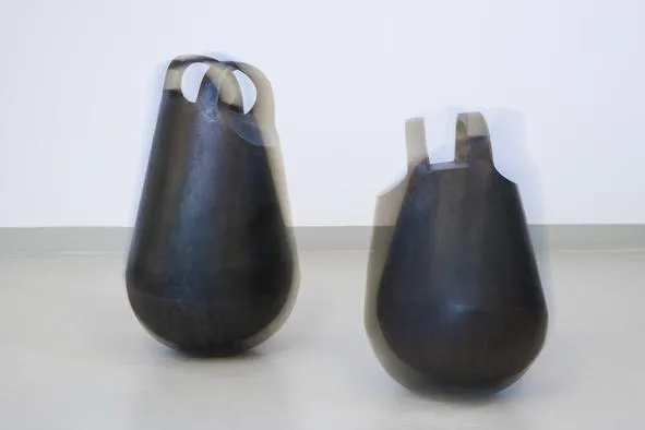 Bild: Plastiken und Zeichnung - Kristina Redeker-Warter bei Galerie Degenhartt in Berlin Mitte