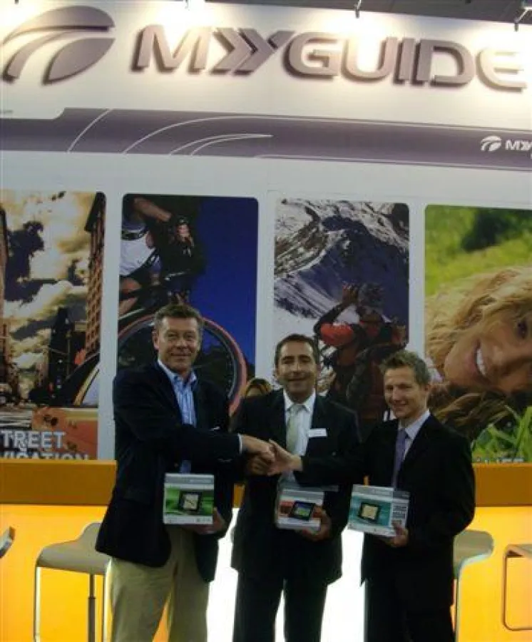 V.l.n.r.: Heiko Behrens (Sales Director/Bornemann AG), Volker Hopfe (Country Manager/MyGuide) Marco Reitberger (Geschäftsführer/ITrade).