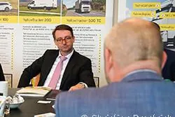 Besuch des Sächsischen Innenministers Wöller beim Telematikhersteller YellowFox in Kesselsdorf Bild: Besuch des Sächsischen Innenministers Wöller beim Telematikhersteller YellowFox in Kesselsdorf