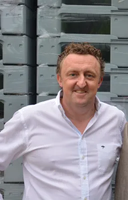 Bild: Der Kunststoffbehälter GEBI-6426 senkt Kosten und Emissionen bei Lagerung und Transport