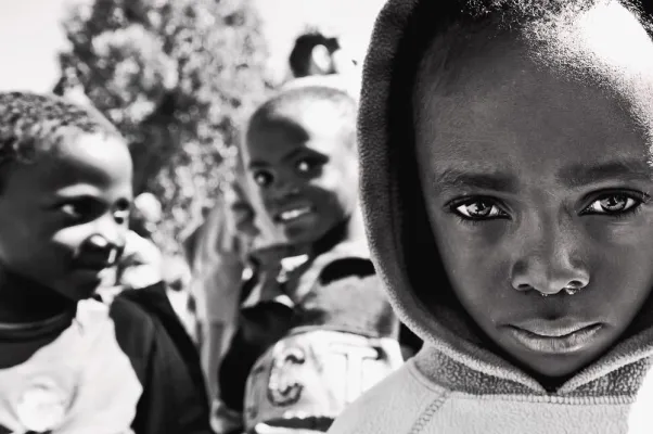 Medieninformatik-Student präsentiert Eindrücke aus Tansania an der Hochschule Harz Bild: Medieninformatik-Student präsentiert Eindrücke aus Tansania an der Hochschule Harz