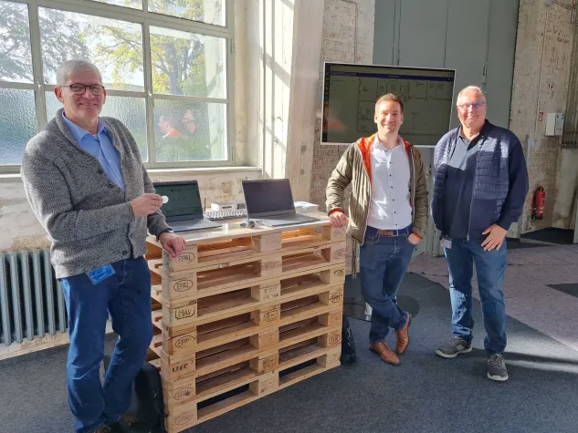 Wahre Helden in der Echtzeit-Ortung: Die Bornemann AG und Flowcate bündeln ihre Kompetenzen Bild: Wahre Helden in der Echtzeit-Ortung: Die Bornemann AG und Flowcate bündeln ihre Kompetenzen