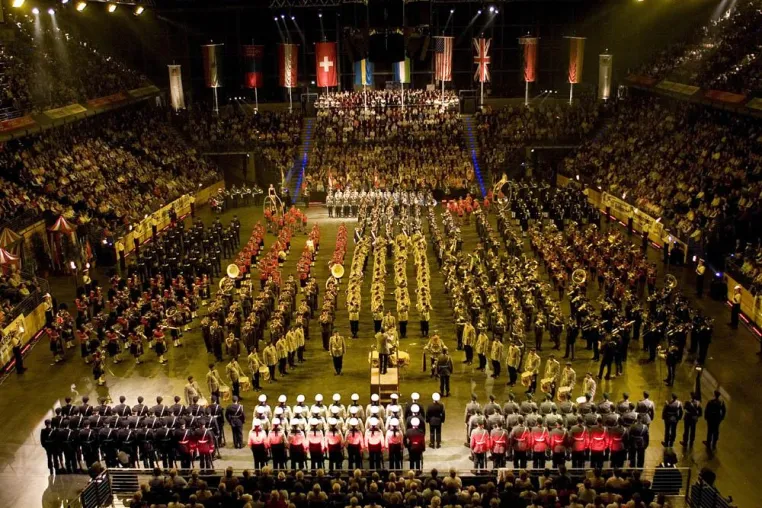 TV.Berlin löst nach 12 Jahren das rbb Fernsehen ab und überträgt das diesjährige Berliner Militärmusikfest Bild: TV.Berlin löst nach 12 Jahren das rbb Fernsehen ab und überträgt das diesjährige Berliner Militärmusikfest