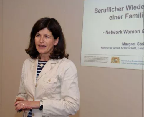 Bild: Zurück in den Beruf? Besser könnten die Marktbedingungen nicht sein.