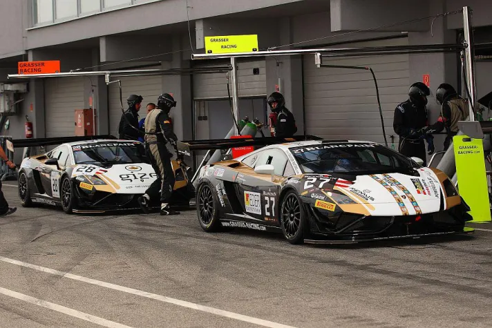 Bild: Grasser Racing Team bereit für die Rennen in Portugal