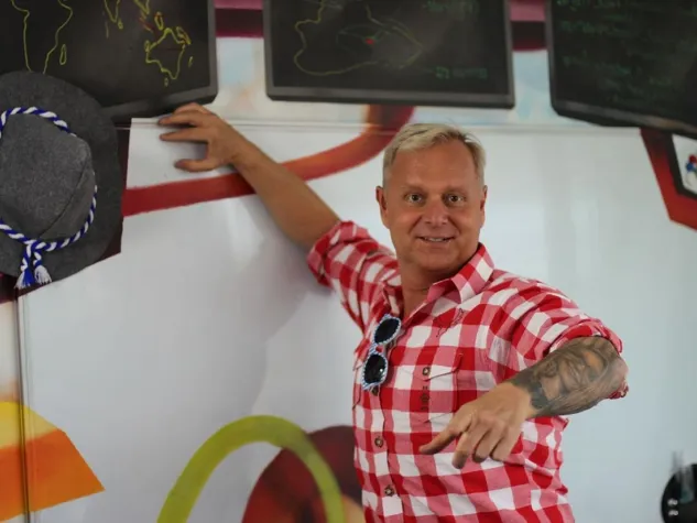 Testimonials über den Powertag von Uwe Rieder, der bayerische Vertriebsfreak Bild: Testimonials über den Powertag von Uwe Rieder, der bayerische Vertriebsfreak
