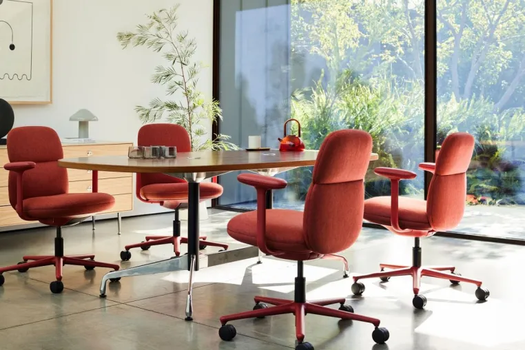 Bild: Herman Miller präsentiert den Asari Chair von Naoto Fukasawa