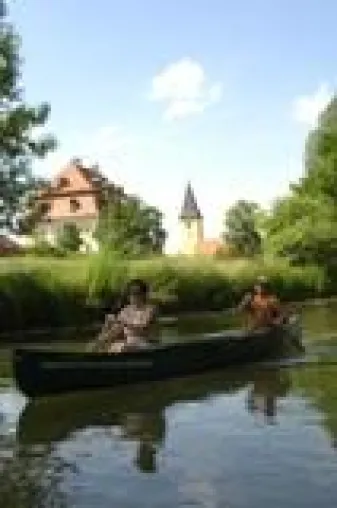 Bild: Kanufahren auf der Vils