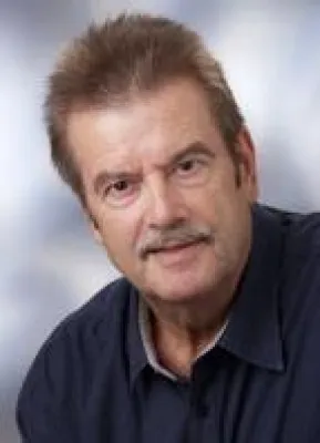 Bild: Clement Rente mit 80 – Schröder Rente mit 70