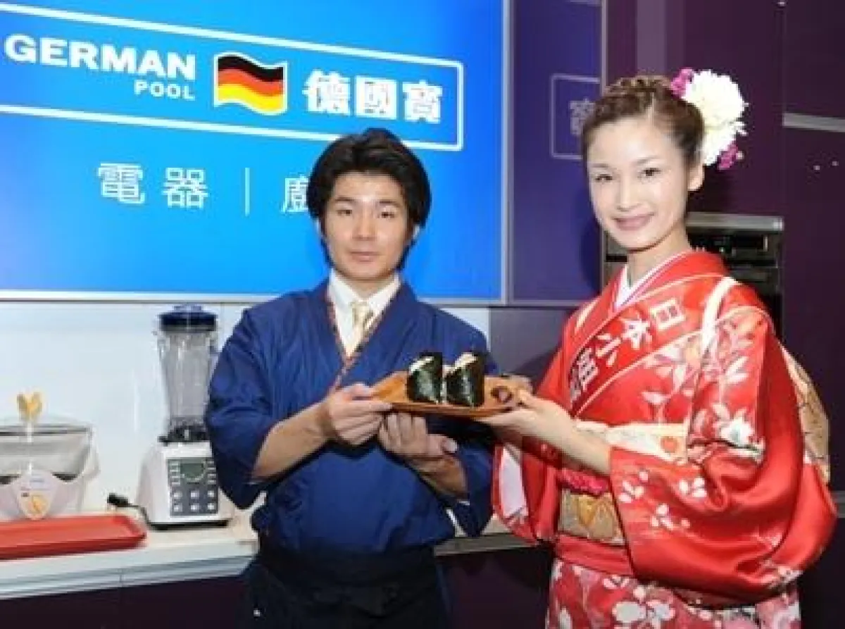 Essen, Tee und Chinesische Medizin zogen in diesem Jahr noch mehr Fachbesucher und Endverbraucher an. Foto: HKTDC