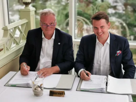 Mukran Port und Hoyer erweitern Dienstleistungsspektrum: Neue vollautomatisierte Bunkerstation am Liegeplatz 1 Bild: Mukran Port und Hoyer erweitern Dienstleistungsspektrum: Neue vollautomatisierte Bunkerstation am Liegeplatz 1