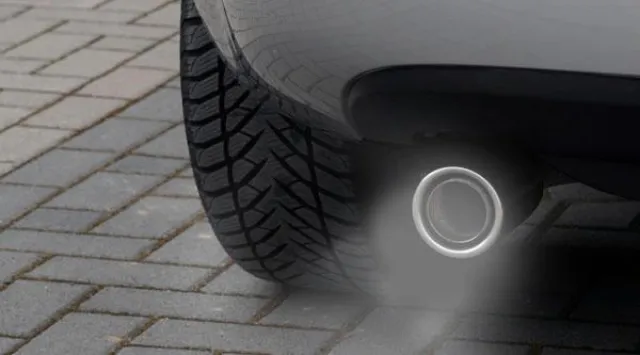 Bild: R+V24-Umfrage zur Abwrackprämie - Jeder dritte Deutsche glaubt an positiven Einfluss auf die Umwelt