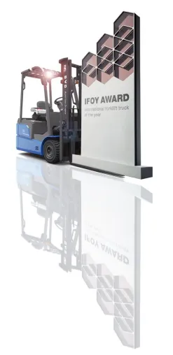 IFOY-Testsieger: BYD-Elektrostapler ECB18C ist Stapler des Jahres 2016. Bild: IFOY-Testsieger: BYD-Elektrostapler ECB18C ist Stapler des Jahres 2016.