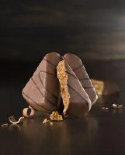 Bild: Lebkuchen-Schmidt erfindet das Traditionsgebäck neu - erster dreieckiger Lebkuchen der Welt