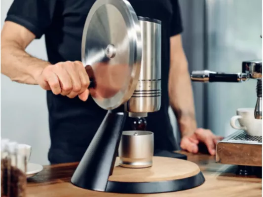 Bild: NECCST Series 1: Eckstein Designs wegweisende Kaffeemühle - designed und engeneering in München