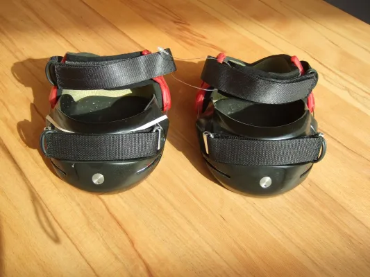 Bild: Renegade Hufschuhe zum Schutz des Pferdes