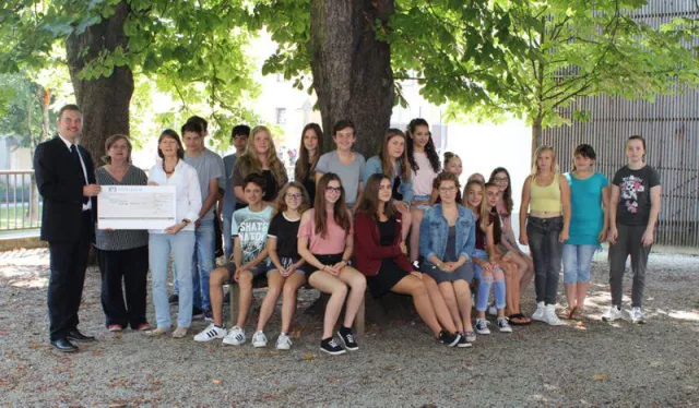 Bild: 500,- Euro für Kunstprojekt