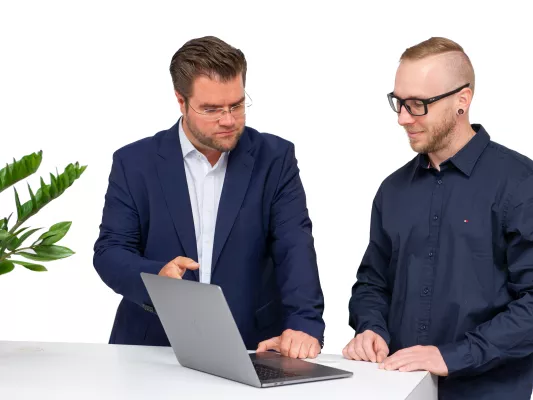 Bild: Gordon Augustin: So erlangen Unternehmen langfristig mehr digitale Sichtbarkeit in den Suchmaschinen.