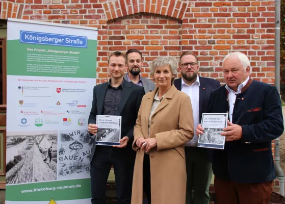 Bild: Zwei neue Bücher über Integration und Wohnverhältnisse der Nachkriegszeit im Landkreis Harburg bei Hamburg