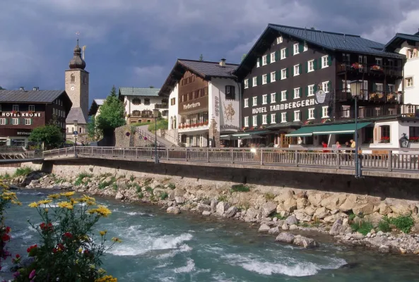 Bild: Skiurlaub im Zentrum von Lech - Tannbergerhof