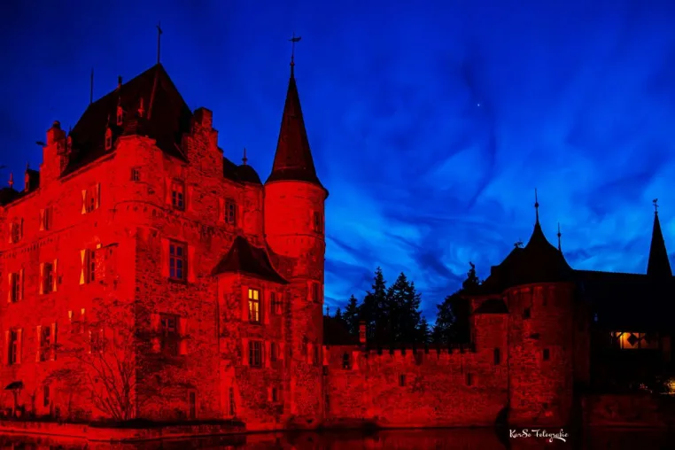 Bild: Burg Satzvey: Hexennacht am 30. April und Hexenmarkt am 1. Mai 2024