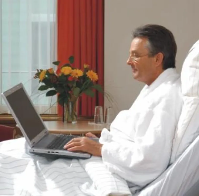 Patient in der medizinplus Privatklinik