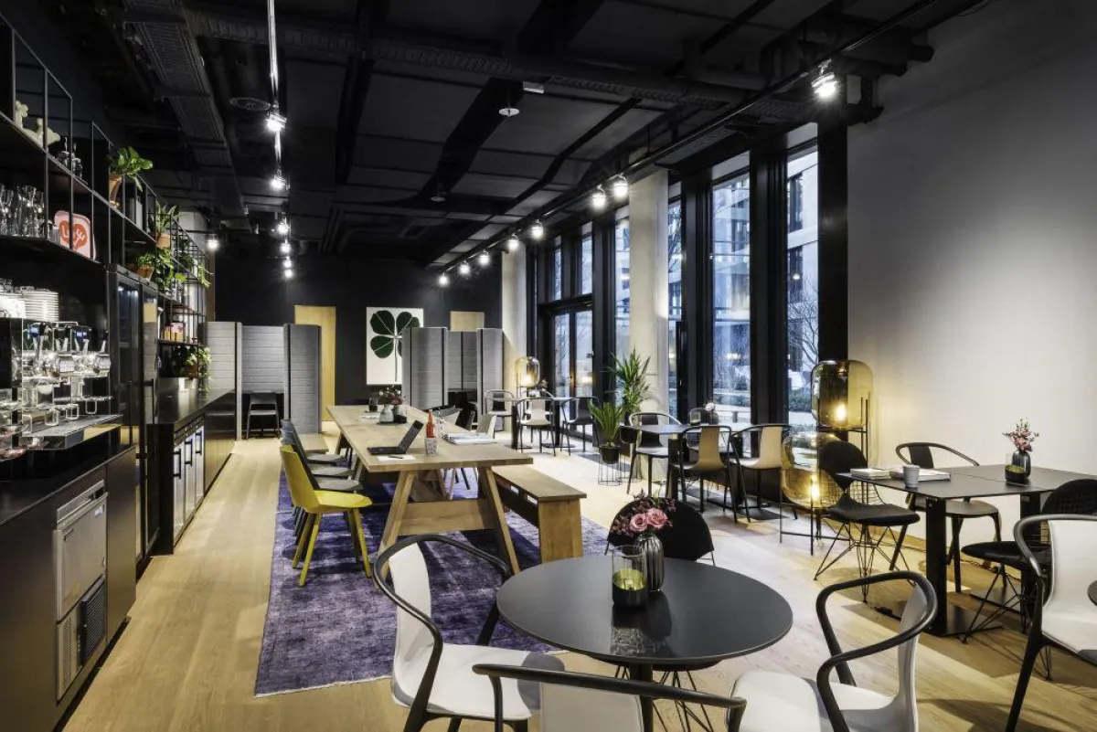 Design Offices München Nove, Coworking Lobby