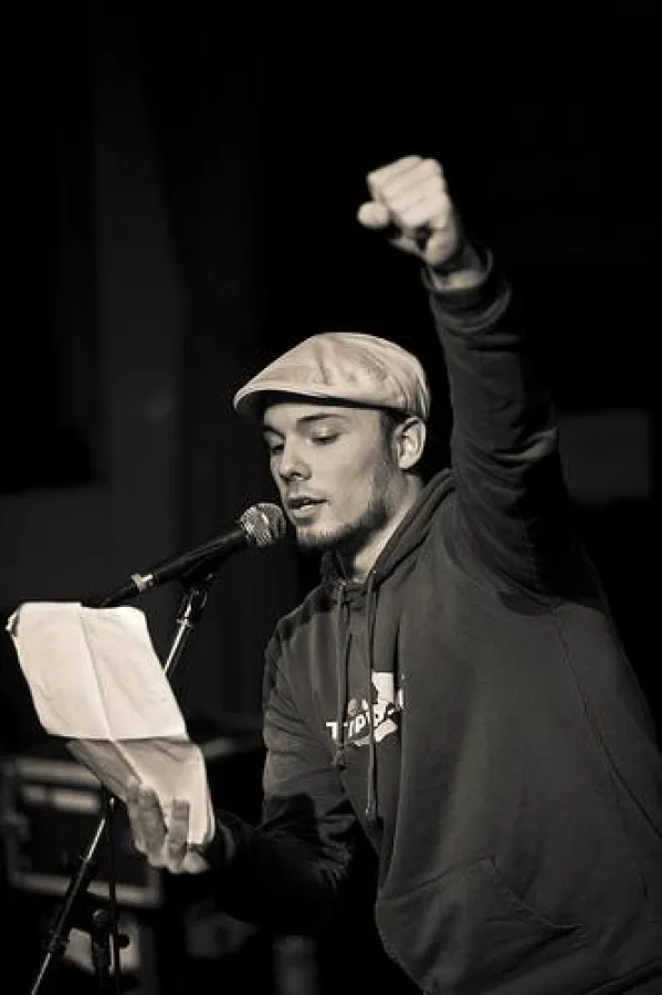 Bleu Broode, deutschsprachiger U20-Poetry-Slam-Champion 2008