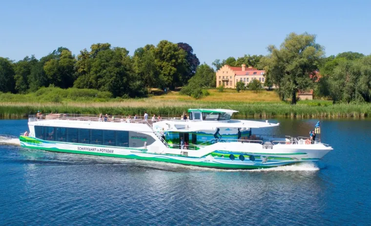 Bild: Mit dem Fahrrad übers Wasser