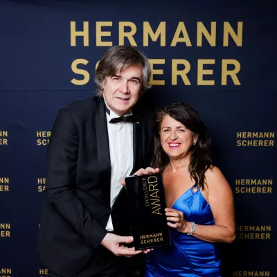 Bild: BEALUNA DEL MAR erhält EXCELLENCE AWARD 