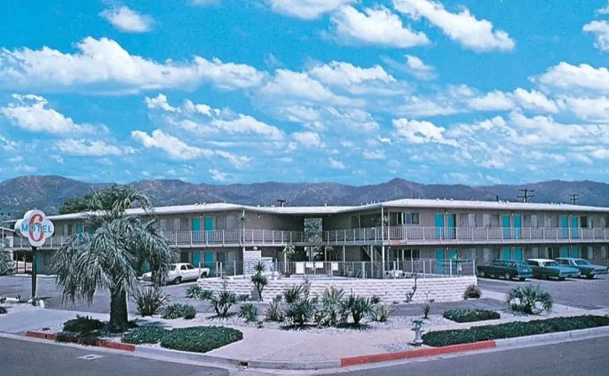 Das erste Motel 6 von 1962 in Santa Barbara/Kalifornien