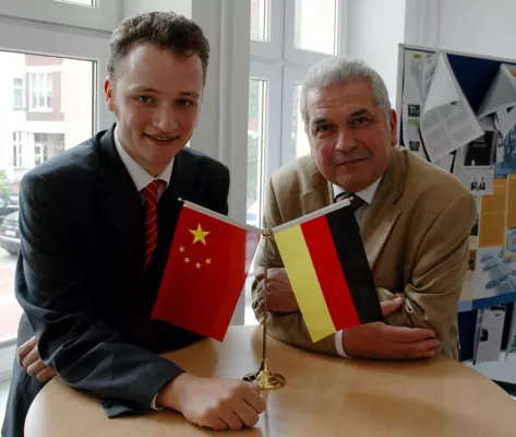 Bild: Von Bielefeld ins Reich der Mitte - FHM-Absolvent mit DAAD-Stipendium nach China