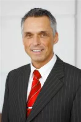 Bild: Personalveränderung bei ELGA LabWater / Reinstwasseranlagen für Labore: Lutz Jedzig steuert ELGA LabWater