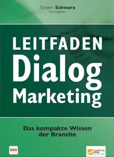 Bild: Autor verschenkt Buch