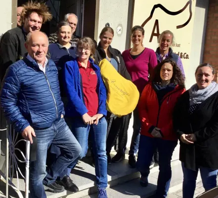 Bild: Anke Just wächst weiter Sattlerei, Sattelmobile, Reitsportfachgeschäft, Onlineshop, Saddlefitting Akademie