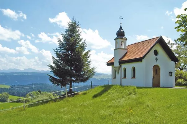 Bild: Kneippkurort Scheidegg im Westallgäu: Entschleunigen auf dem Kapellenweg