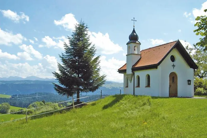 Bild: Kneippkurort Scheidegg im Westallgäu: Entschleunigen auf dem Kapellenweg